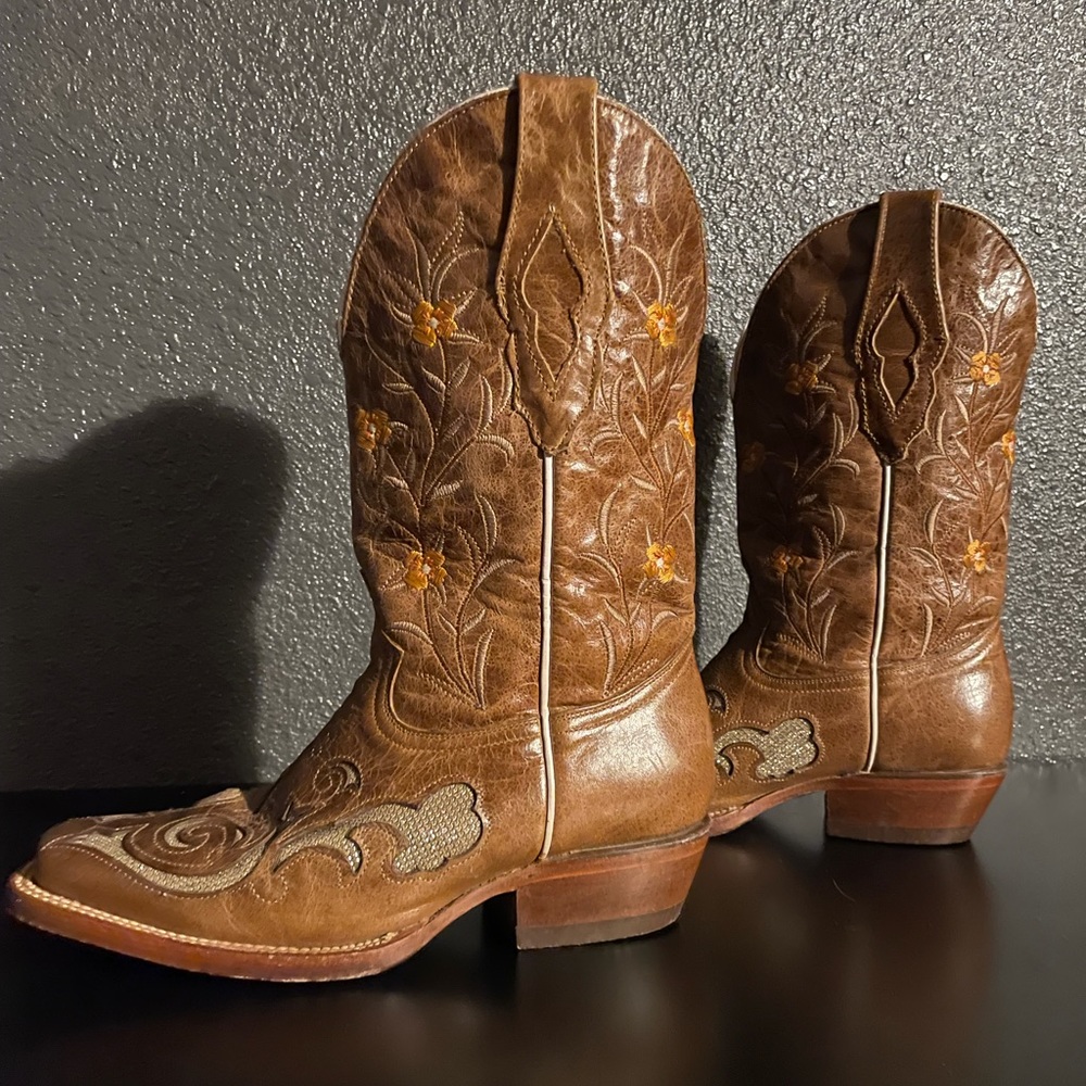 Leather Cowgirl square toe boots